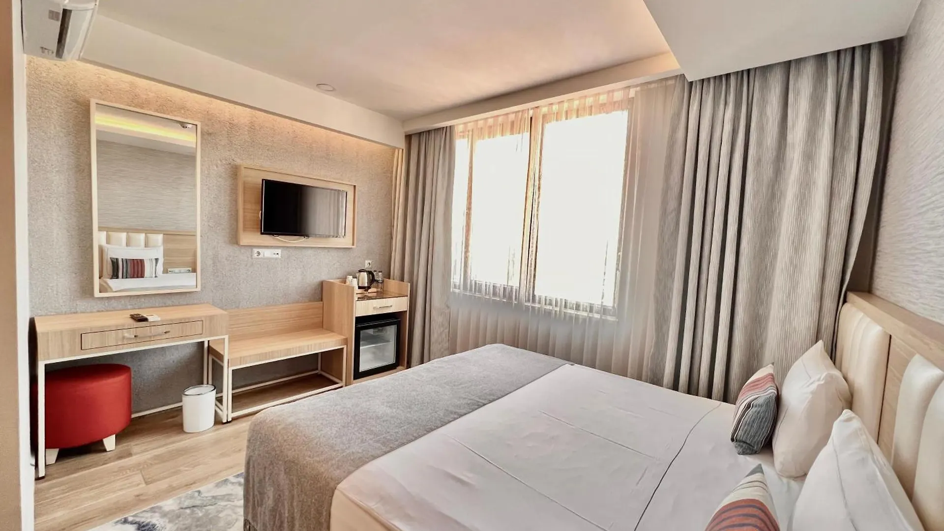 Old Town Point Hotel & Spa Antalya